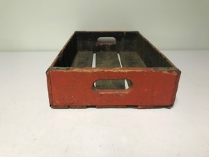 lot 22 image: Vintage Coca Cola wood crate