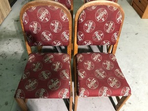 lot 39 image: 4 - chairs with Coca Cola upholstery