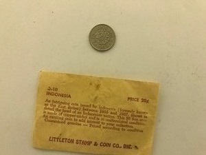 lot 115 image: Foreign coins and paper currency