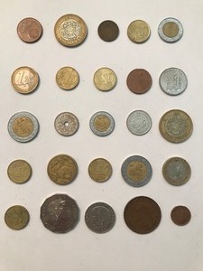 lot 301 image: 25 misc. foreign coins