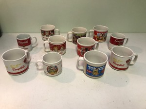 lot 333 image: 11 - Campbell soup cups  mugs