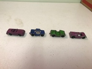 lot 336 image: 4 - Vintage Tootsietoy die cast cars