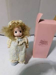 lot 204 image: 1992 precious moment Dawn doll with stand