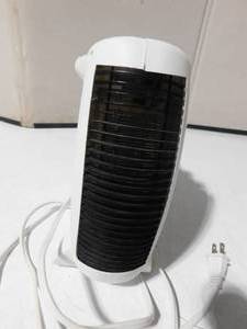 lot 220 image: Electric heater