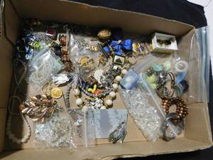 lot 244 image: Flat of jewelery