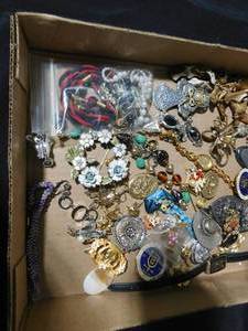 lot 245 image: Flat of jewelery