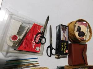 lot 254 image: 2 Boxes sewing supplies