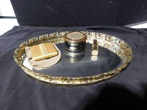 lot 272 image: Vintage mirror vanity tray and accessories