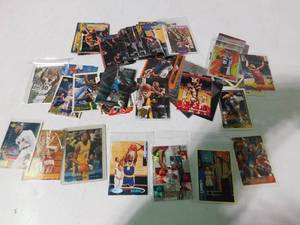 lot 291 image: 103 Basket ball cards