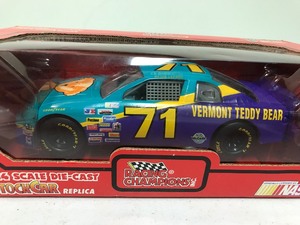 lot 372 image: Racing Champions 1995 Teddy Bear 71 car Kevin Lepage NASCAR die-cast stock car Scale 124