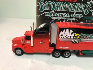 lot 399 image: Mac Tools 1999 Gatornationals Florida Aeromax Hauler semi 164 Scale Die Cast