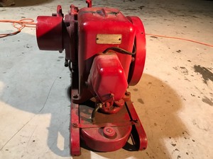 lot 350 image: Vintage 1 12 to 2 12 H.P. Type LA Engine 