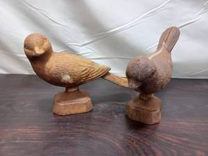 lot 58 image: Pair Of Vintage Cast Iron Bird Garden Ornaments