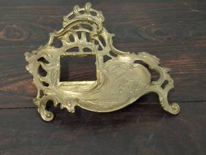 lot 38 image: Old Brass Inkwell