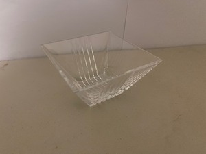 lot 17 image: Tiffany & Co. Crystal Candy Dish