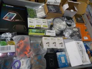 lot 96 image: Electrical and Technology Lot- see ...