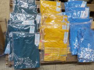 lot 4 image: 46 size XXL new with tags Clothing...