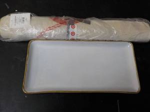 lot 19 image: Hearth and Hand Stoneware Tray 7 x ...