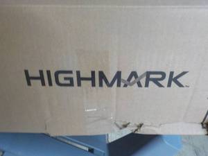 lot 49 image: 16 packs 250 Single Fold Towels per...