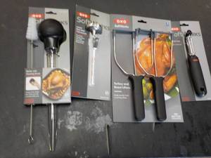 lot 205 image: 4 OXO Products...