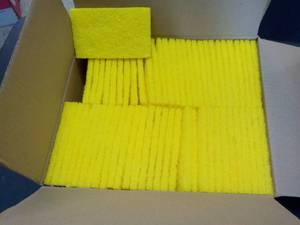 lot 217 image: 60 - 3 x 5Yellow Scrubbing Pads...