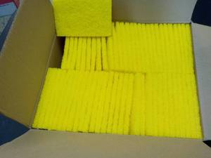 lot 218 image: 60 - 3 x 5Yellow Scrubbing Pads...