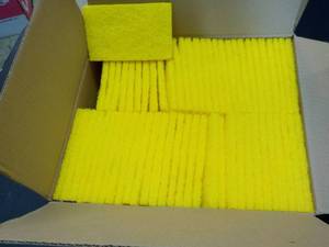 lot 219 image: 60 - 3 x 5Yellow Scrubbing Pads...