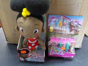 lot 238 image: ADA Twist Scientist and Barbie...