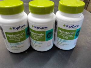 lot 272 image: 3 Top Care  120 Count Each Melatoni...