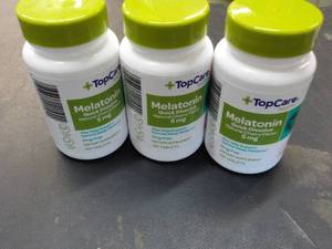 lot 276 image: 3 Top Care  120 Count Each Melatoni...