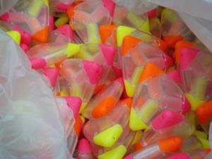 lot 327 image: Case of 300 Triangular Highlighters...