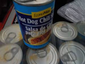 lot 332 image: 24 Pack Hot Dog Chili Sauce...