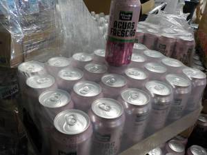 lot 363 image: 24 Pack Minute Maid Aguas Frescas...
