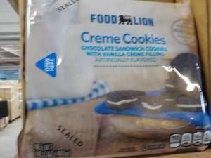 lot 409 image: Case of 12 Food Lion Crme Cookies...