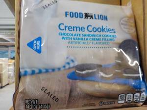 lot 410 image: Case of 12 Food Lion Crme Cookies...