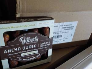 lot 496 image: 10 - 10 oz Frozen Pkgs Gilberts Chi...