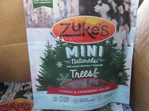 lot 156 image: 2 Boxes of 8 -12 oz Bags Fruitables...