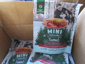 lot 159 image: 2 Boxes 12 - 5 oz Bags each Zukes ...