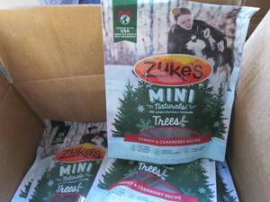 lot 161 image: 2 Boxes 12 - 5 oz Bags each Zukes ...