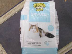 lot 187 image: 8 lb. Bag Dr. Elseys Crystal Cat L...