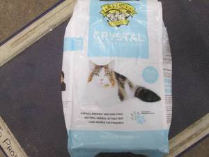 lot 189 image: 8 lb. Bag Dr. Elseys Crystal Cat L...
