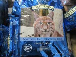 lot 192 image: 11 lb. Bag Blue Wilderness Adult Ca...