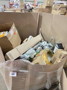HUGE LOT of Plumbing Supplies, Towel Bars, Toilet Paper Holders, MOEN, DELTA and more..