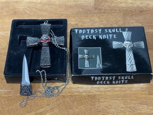 Skull Neck Knife