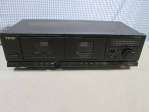 lot 4 image: (D-2) Teac W-410 Stereo Double Cass...