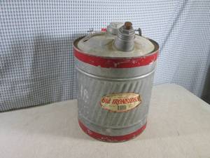 lot 20 image: (FS) Old Ironsides 5 Gallon Gas Can...