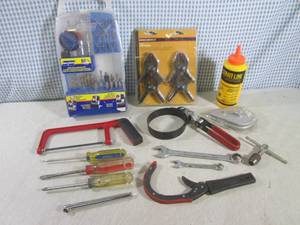lot 34 image: (BS) Assorted Tools Etc - Chalk Lin...