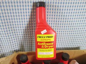 lot 43 image: (BS) 16 Bottles Freez Proof Isoprop...