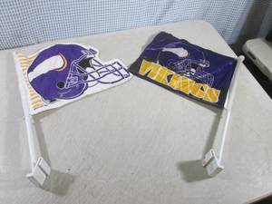 lot 56 image: (H-1) 2 Minnesota Vikings Auto Wind...