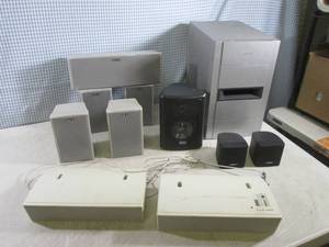 lot 102 image: (D-1) Assorted Speakers - Bose - Ak...